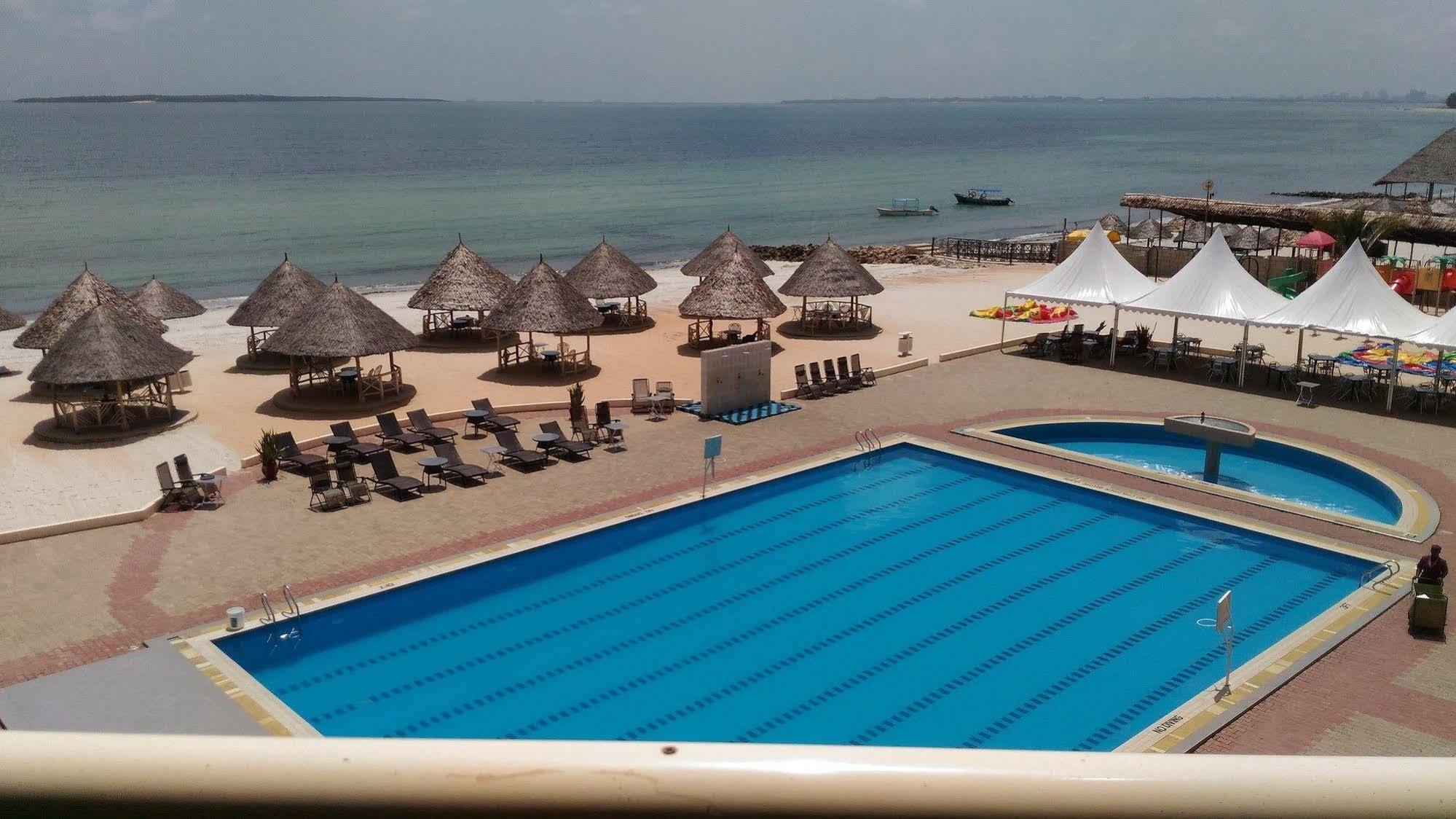 Landmark Mbezi Beach Resort Dar es Salaam Exteriör bild